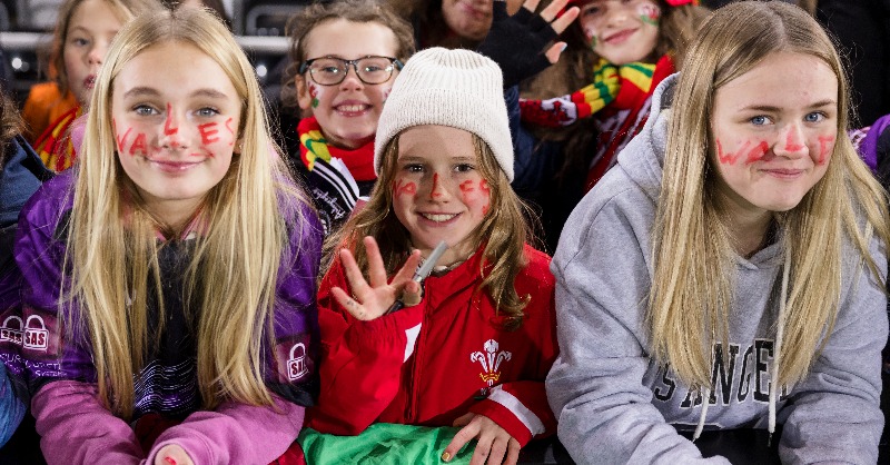 2️⃣4️⃣ HOURS TO GO! Still time to join The Red Wall 🏴󠁧󠁢󠁷󠁬󠁳󠁿 at StôK Cae Ras tomorrow night as we face Croatia in our first @WEURO qualifier (KO 19:15) ⚽️ Tocynnau 🎟👇 fawales.co/3TBhnZZ