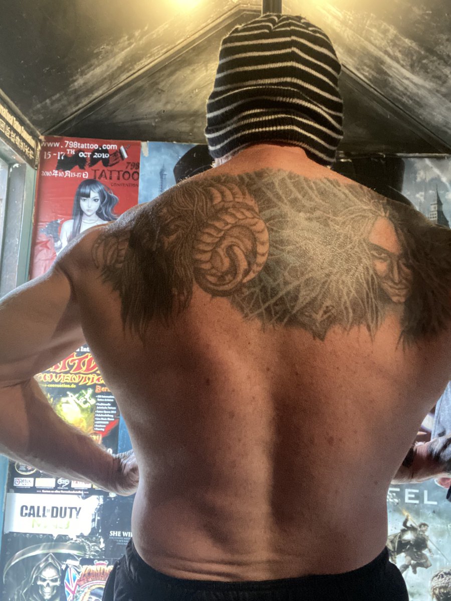Still training  hard ,back day yesterday  two pictures after workout #fitandtatted #blueeyedandfit #bearedandblueeyed #vikinglife
