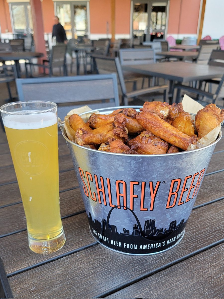 OPENING DAY! If you are not headed to Busch, then head to one of our 4 brewpubs and watch with a *bucket* of wings and a @Schlafly beer.
🍗🍺
• Thursday thru Saturday
• All #SchlaflyBrewpubs
• $5 Draft #SchlaflyBeer
• $36 FOR 36 WINGS!!!
👇🍻
Note: Not valid for to go orders.