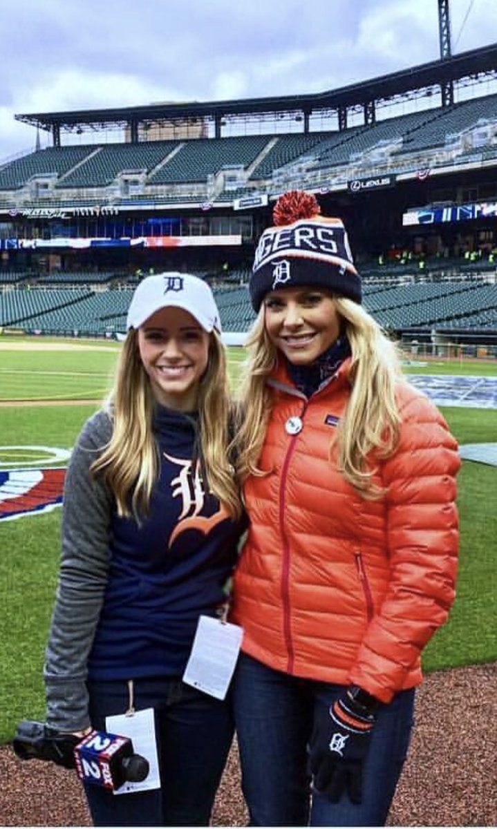 StolbergBill's tweet photo. @FOX2News Let’s go Tigers. It’s not opening day without Amy Andrews. @AmyAndrewsFOX2  🐯⚾️👸🏼⚾️❤️ https://t.co/gv6Ow23WLt