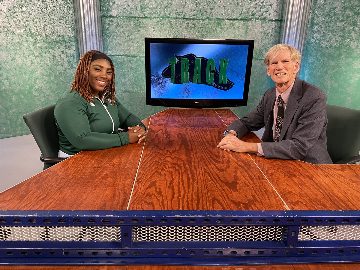 KENWSportsLook's tweet photo. Sportslook tonight at 9 p.m. on channel 3-2 and at 9:30 p.m. on channel 3-1 with guest ENMU Track and Field Athlete Tamia Smith and Head Football Coach Kelley Lee! Tune in and don’t forget to like at share! https://t.co/4F456IpALa