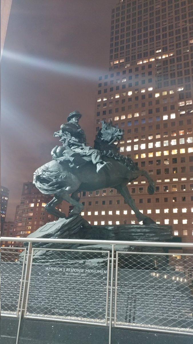 Publica una foto que TÚ tomaste.
Solo una foto.
Sin descripción.