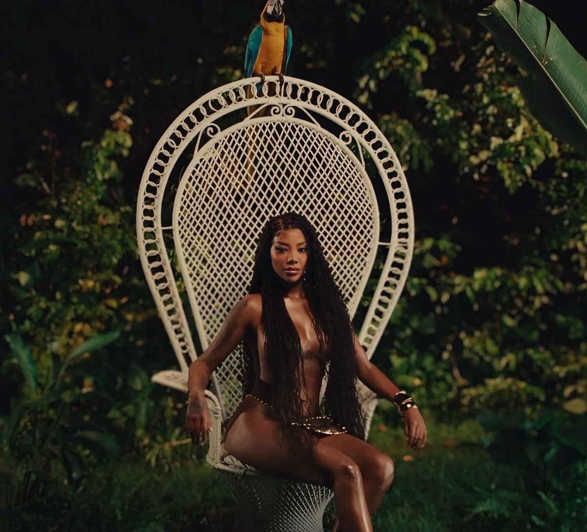ludszak's tweet photo. THREAD: Como impulsionar o desempenho de "Pinã Colada" no Spotify

A nova música da Ludmilla ja foi lançada. Como fã, é importante que você saiba como fazer streaming corretamente na música. https://t.co/DVso1ZSpel