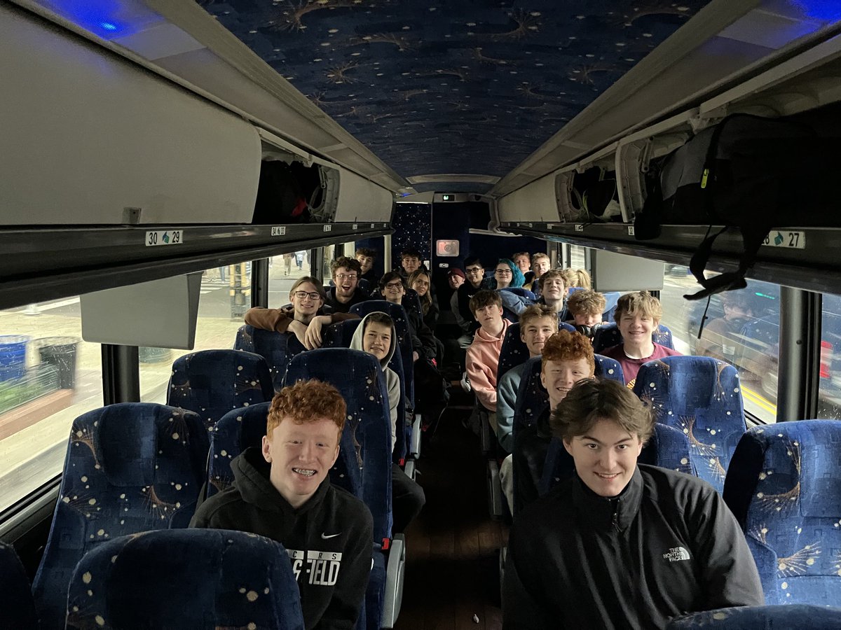 AVID_BCHS's tweet image. Here we go…off to start our AVID 11 overnight college trip with the great Class of 2025!! 😃 🚎