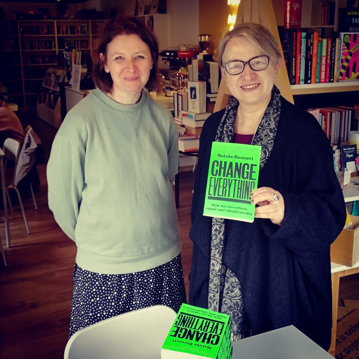 Lovely to have a visit this afternoon from @natalieben - former leader and now @TheGreenParty peer - to chat with readers and sign copies of her book! Change Everything is a 'holistic, hopeful, and practical vision for the future.' Head down to snag your signed copy!