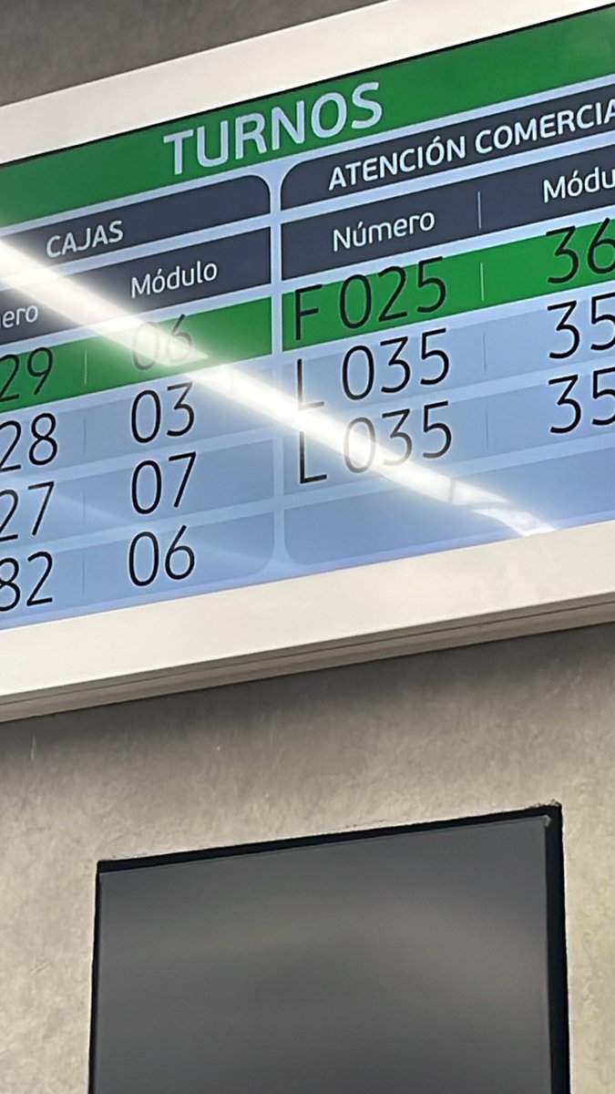 MarciaEspinoza9's tweet photo. @Banco_Falabella pésima atención llevo 1 hora y 30 minutos esperando me atiendan. Creo que es demasiado https://t.co/43cB7hOmk7