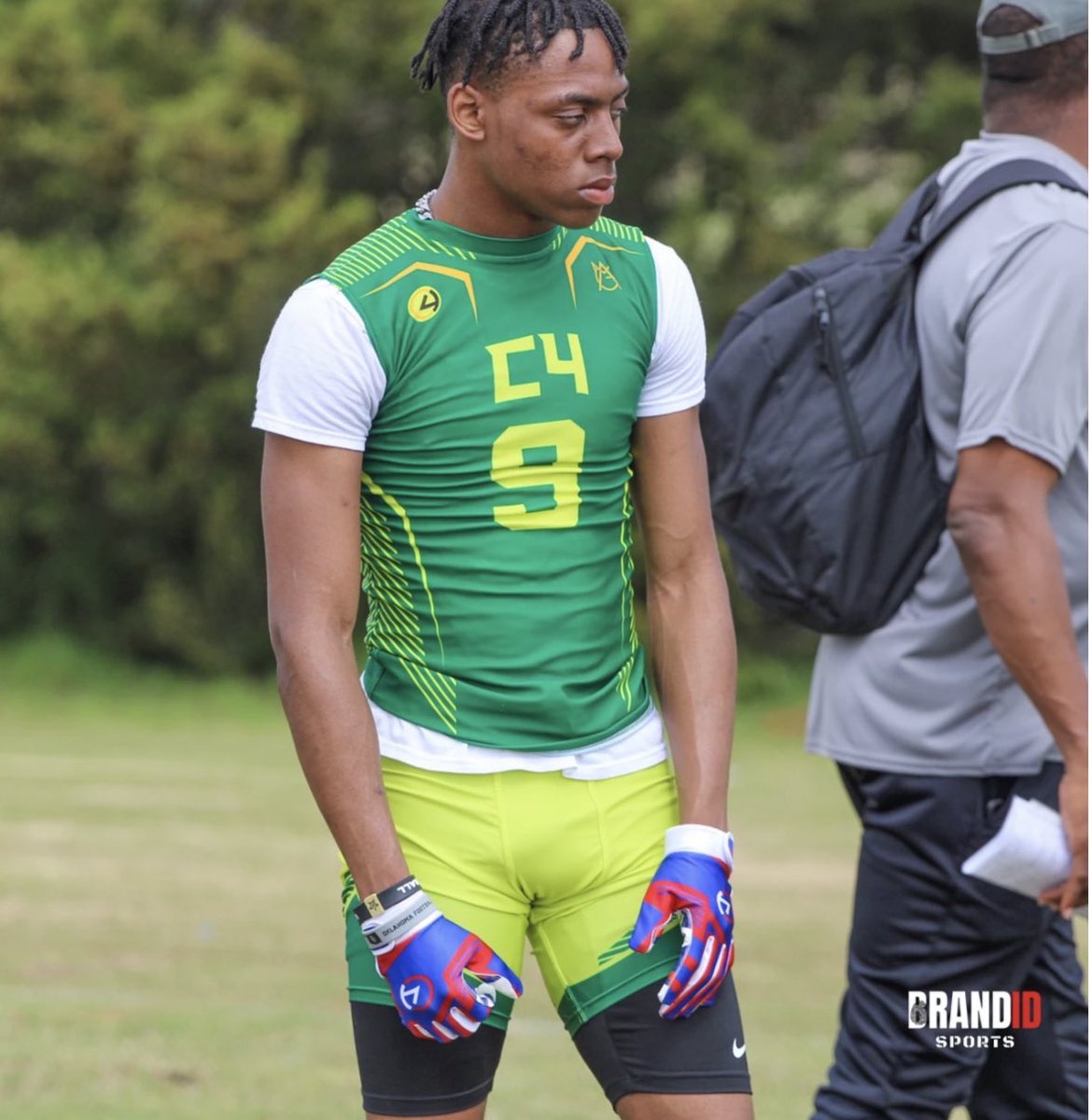 Sean Cooper (@seancooper_c4) on Twitter photo Pulled the โDae Daeโ <a href="/XadavienS/">Xadavien Sims๐๐๐๐</a> OREGON Alternates out Last week <a href="/C4SportOklahoma/">C4 SportsPerformance</a>
โ๏ธ โฌ๏ธ to Portland This weekend
<a href="/CoachLup/">Tosh Lupoi</a> Approves ๐ค
<a href="/MagAthletic/">MAG Athletic Gear</a> ๐ค๐พ
#C4Family
#UpDaSco Pulled the โDae Daeโ <a href="/XadavienS/">Xadavien Sims๐๐๐๐</a> OREGON Alternates out Last week <a href="/C4SportOklahoma/">C4 SportsPerformance</a>
โ๏ธ โฌ๏ธ to Portland This weekend
<a href="/CoachLup/">Tosh Lupoi</a> Approves ๐ค
<a href="/MagAthletic/">MAG Athletic Gear</a> ๐ค๐พ
#C4Family
#UpDaSco
