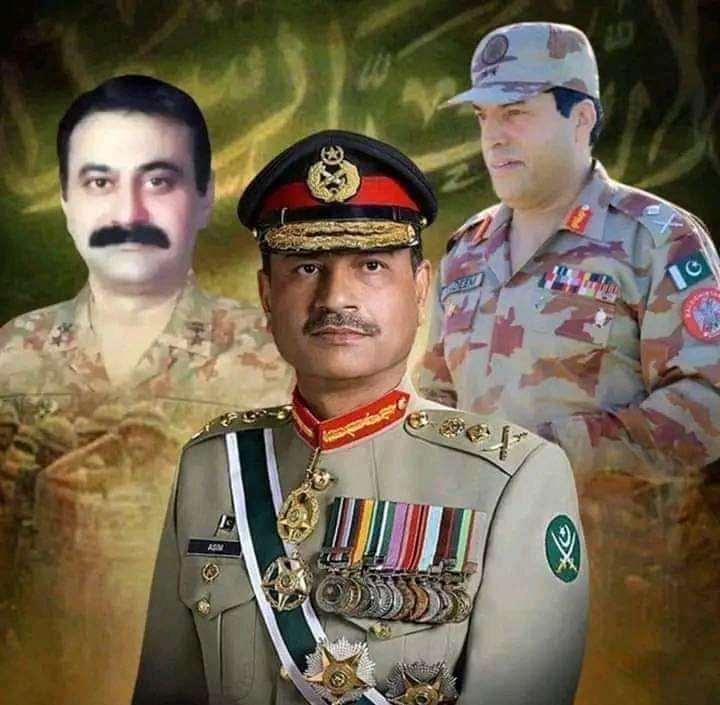 naeemuk51's tweet image. ALLAH Ki Qasum

Hum #HUJOOM Ka Atomic Power BANANA Republic Of JOKISTAN Ki #Establishment Say Aik He Mutalba Hai,Keh #CHEAP_selection Commissioner Ko Islamabad D-Chock Mein Live Streaming K Sath PHANSI,PHANSI aur Sirf PHANSI De Jai...??

Munjanib:23 Crore Ghulam HUJOOM
BANANA Rep