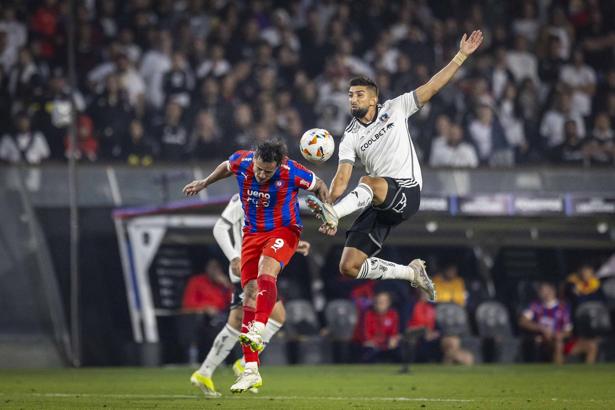 Revive la emoción de la primera fecha de la Copa Libertadores en el Estadio Monumental! En esta Galería, capture cada momento de la vibrante victoria de Colo-Colo sobre Cerro Porteño por 1-0, con un gol espectacular de Lucas Cepeda

📸 <a href="/crsotoq/">crsotoq</a> ⚽️🫶🏻
