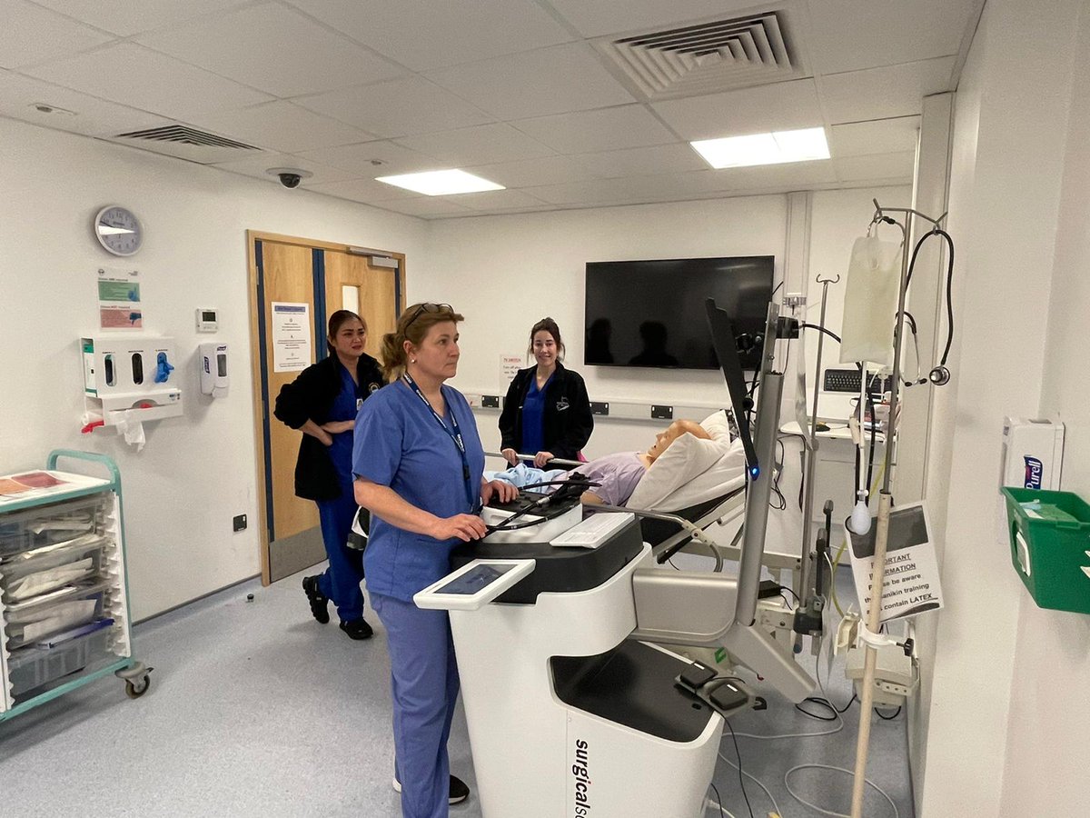 Great Half day team ENTS simulation course for our endoscopy nurses today in Simulation center. #ENTS #endoscopy #teamwork @UHSFT @JAG_Endoscopy @philboger @GastroDrSmith @helpatologist