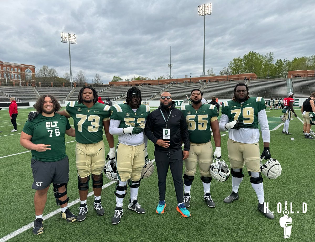 Always great to pull up and see the Fam playing on a high level in Spring Ball. Big shouts to all my guys.