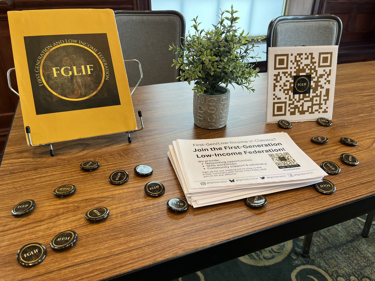 #CAMWS has begun! Come by for some swag and to learn more about us! All are welcome 💛 #classicstwitter #CAMWS <a href="/WCC_outreach/">Women's Classical Caucus--US</a> <a href="/scsclassics/">SCS</a> <a href="/archaeology_aia/">AIA</a> #FGLIF <a href="/camwsclassics/">CAMWS</a>