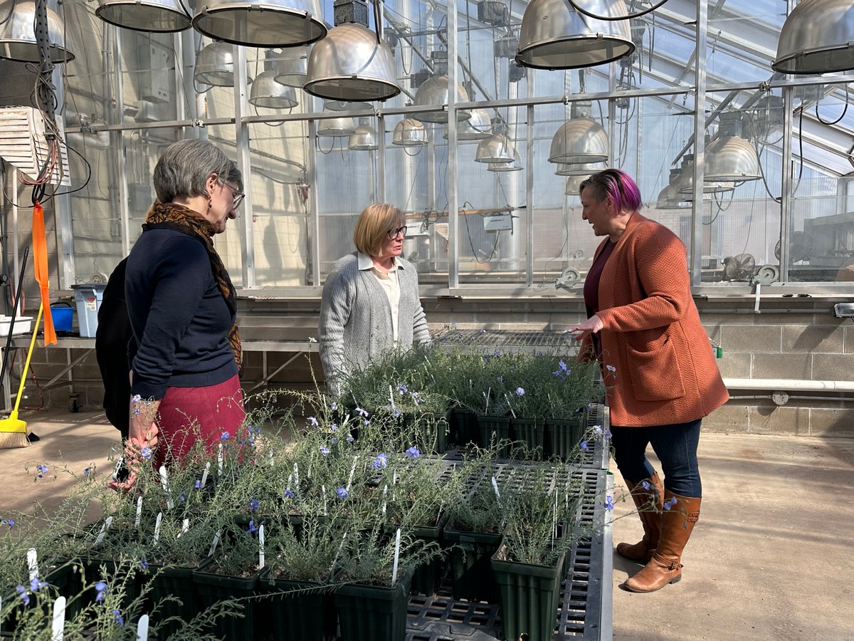 I appreciated my tour of the North Central Soil Conservation Research Laboratory in Morris, which is a @USDA_ARS, and seeing the research and innovation they are using in farming practices.