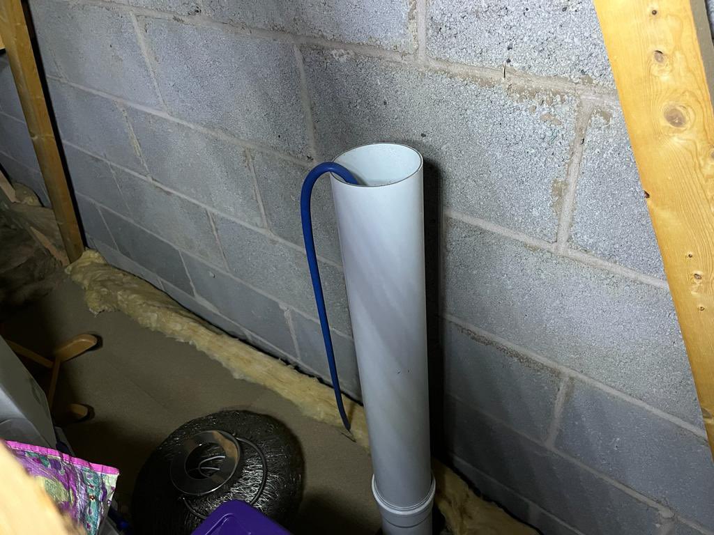 Anyone have any ideas why someone would put a ball cock in a soil vent pipe?? It was a new one on us! The pipe goes into the wall behind the bathroom but no obvious reason for it 😳 #surveyinglife #happytobeeducated #everydayisaschoolday