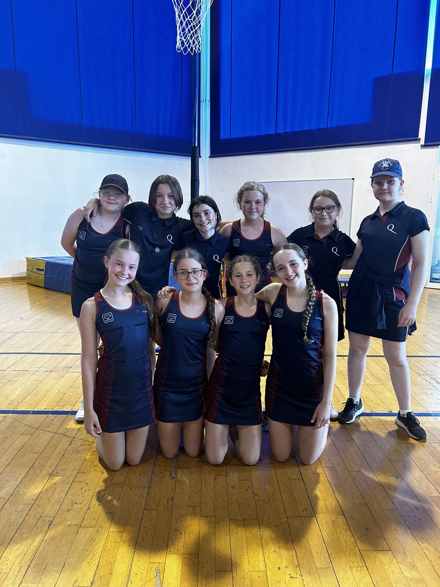 TOURNAMENT RESULTS

Our super U12’s finished 3rd in the U12/13 tournament, narrowly missing out on top 2 to two U13 teams. Great effort, resilience and team work girls ❤️⭐️👏