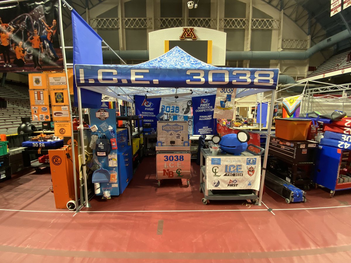 FRC3038's tweet photo. We’re all set up and ready for the 10,000 Lakes Regional! #omgrobots #morethanrobots #Crescendo https://t.co/KE4ueRSnJp