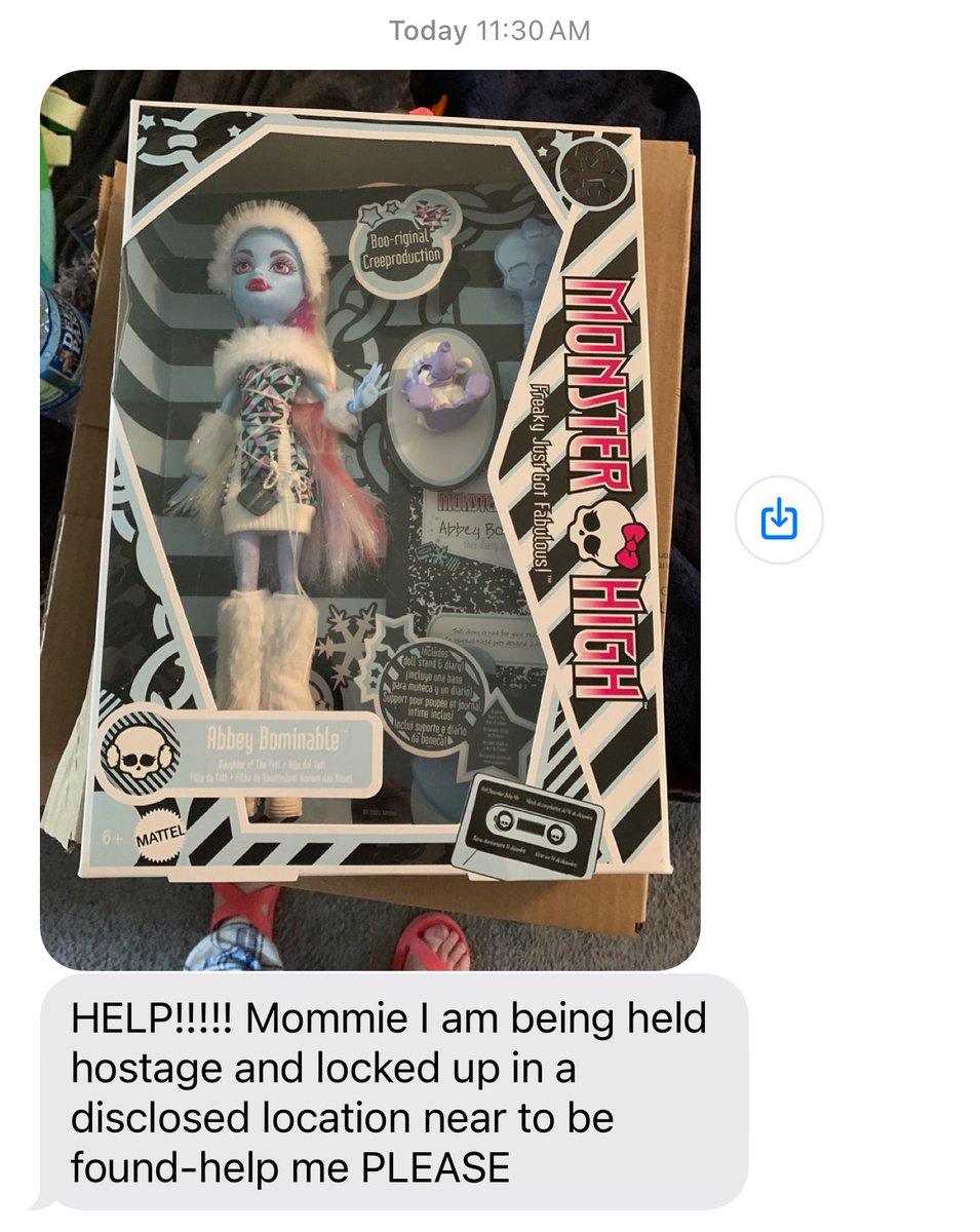 My mom sent this to me. It’s the Abbey I ordered to keep in box. Lol 😂