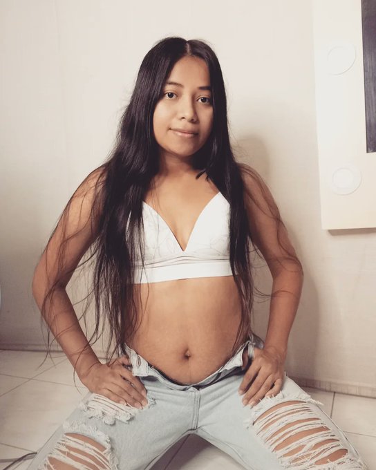 Hey https://t.co/Q9Va0T0gc9<a href="/tag/latina"class="tags"><span>#latina</span></a><a href="/tag/findesemana"class="tags"><span>#findesemana</span></a><a href="/tag/vierneshot"class="tags"><span>#vierneshot</span></a><a href="/tag/onlyfan"class="tags"><span>#onlyfan</span></a>