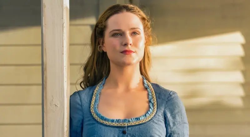PreviouslySerie's tweet photo. #Westworld

⚠️ATENCIÓN⚠️

¡HAY ESPERANZA PARA DOLORES!

Jonathan Nolan, creador de la serie, asegura en @THR que tiene “100% de intenciones” de ACABAR LO QUE SE CANCELÓ.

“Somos completistas. Me llevó ocho años y un cambio de director hacer #Interstellar. Nos gustaría terminar la historia que empezamos.

Estoy muy orgulloso de lo que hicimos. Fue una experiencia extraordinaria. Creo que sería un error mirar hacia atrás y solo sentir arrepentimiento por cómo terminó. Hay muchas ganas de terminarla. 100%”.

¿Logrará finalmente #Westworld una 5T?
