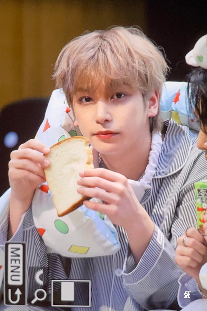 느낌 tweet media