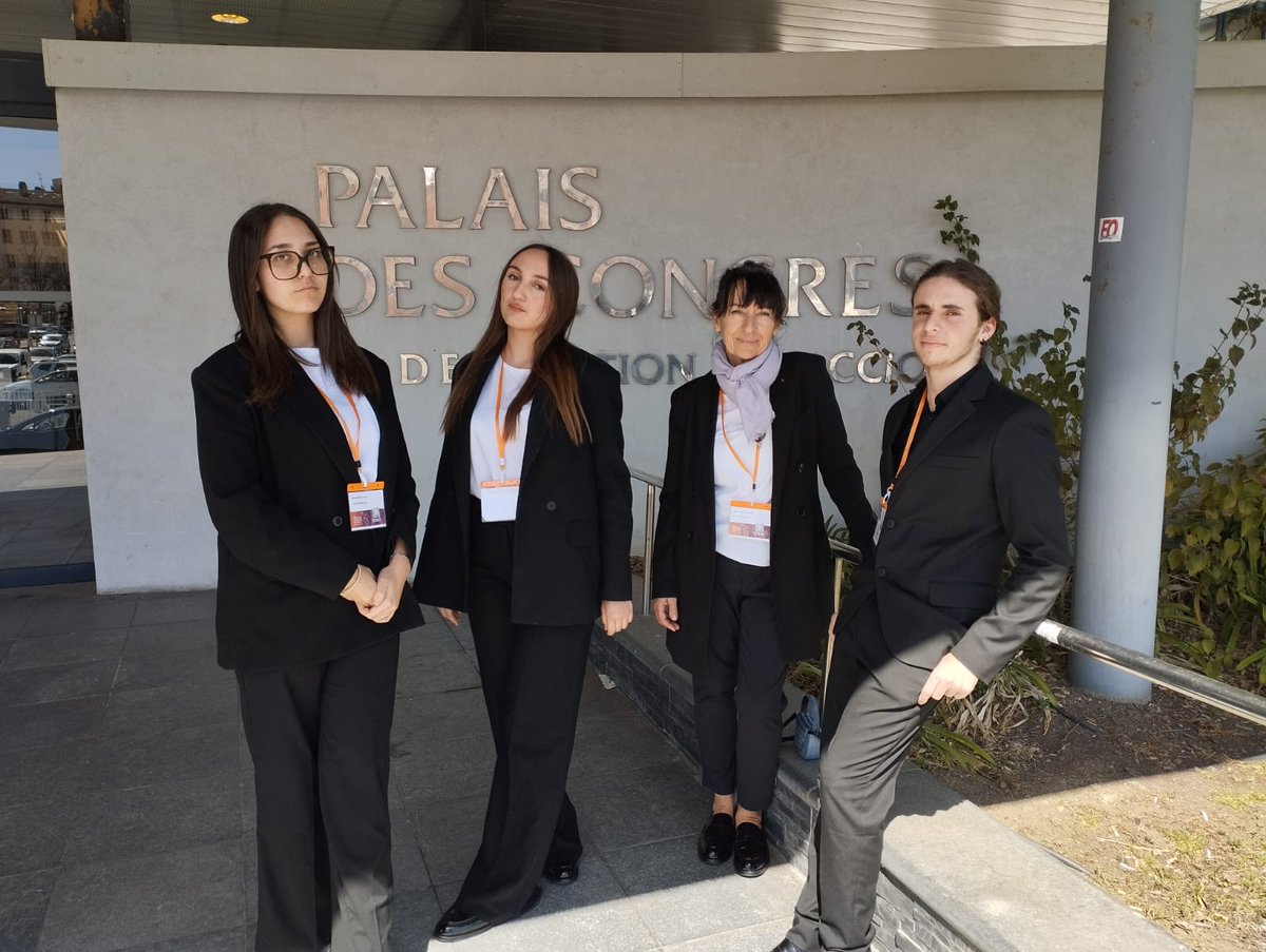 accorse's tweet image. #TNE2A | Remerciements aux partenaires, intervenants, équipes &amp;amp; élèves pour cette réussite collective lors du séminaire "Territoire numérique éducatif" ! Bravo aux élèves du lycée Finosello qui ont assuré l'accueil, aux jeunes reporters du lycée Laetitia &amp;amp; du collège A. Giovoni !