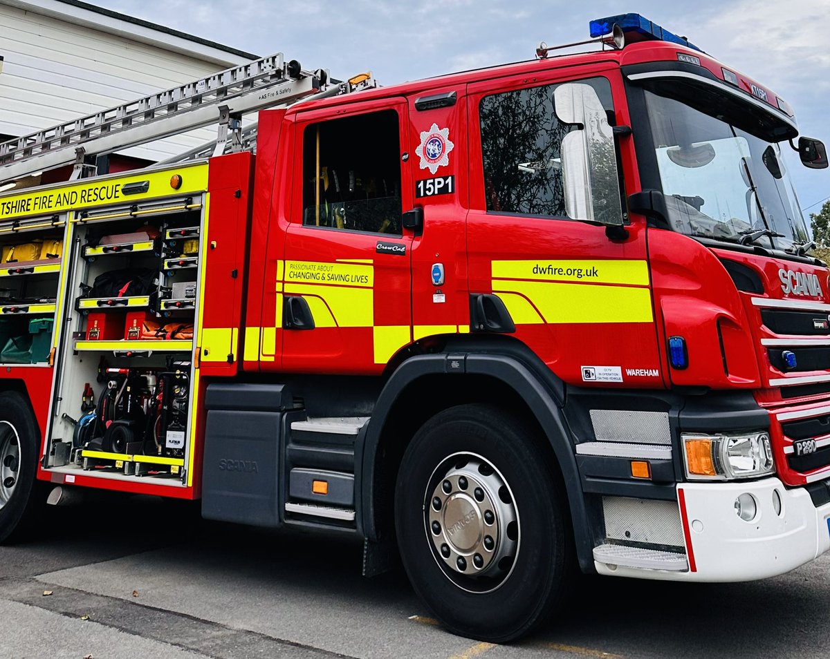 🚨Fire Call🚨 11:15am One fire engine was sent to the centre of Wareham to a fire alarm sounding. Thankfully, this turned out to be a false alarm. #WarehamFireStation#BusyWeek