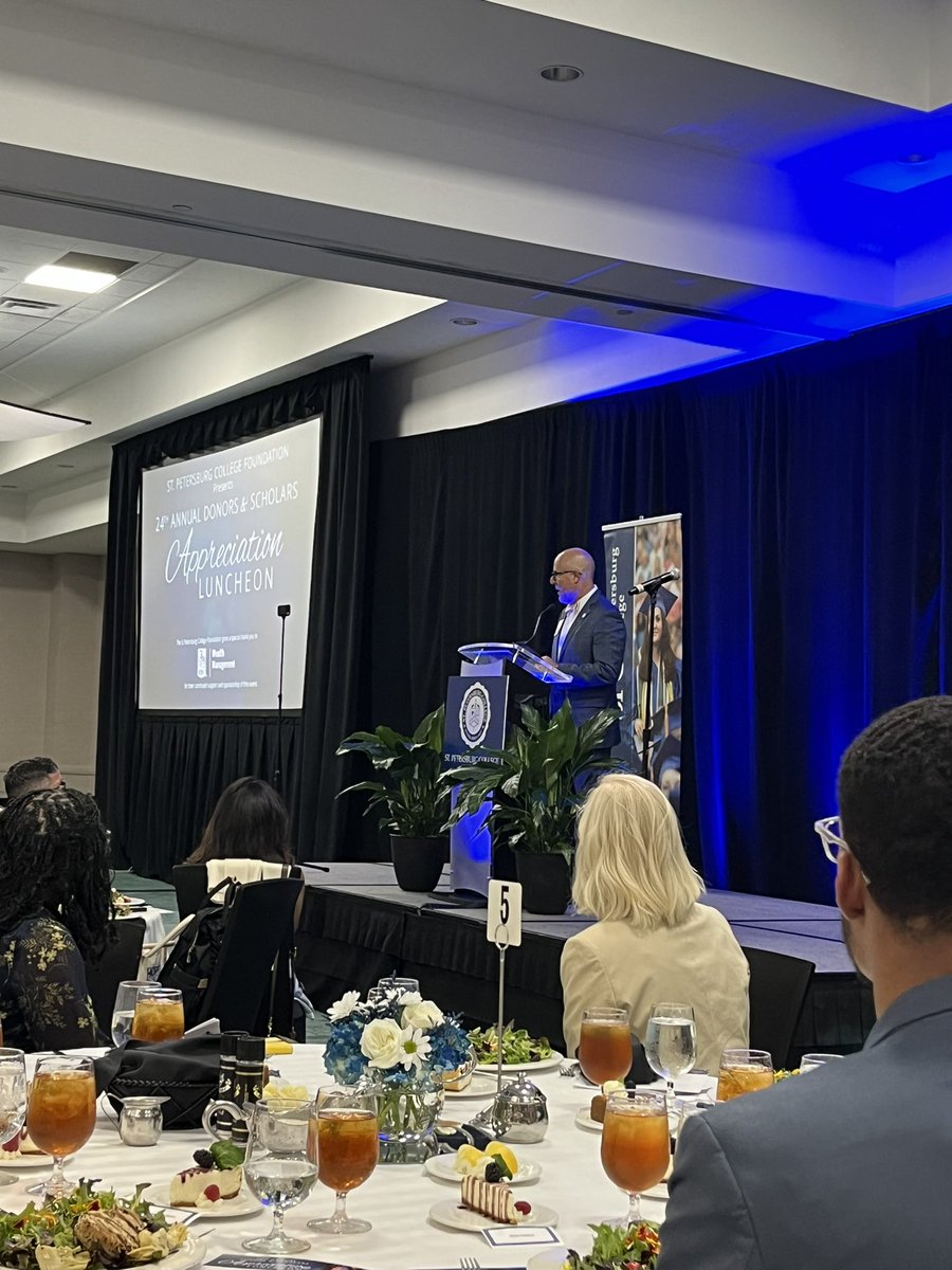 Gretchen Mullin-Sawicki tweet media