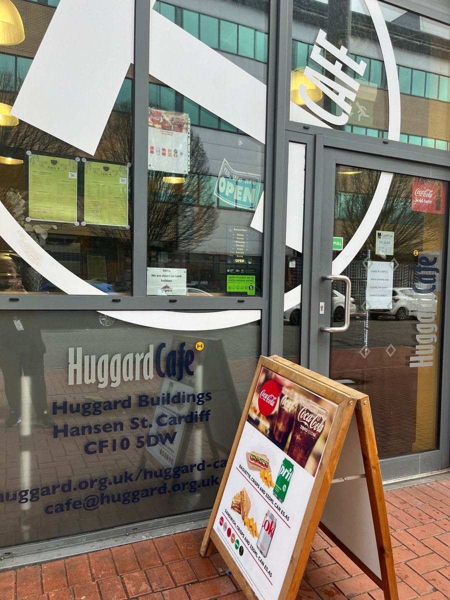 HuggardCentre's tweet photo. 🎉🎉🎉🎉🎉🎉 to the team in #CafeH and our centre kitchen. Both have been awarded a 5* Food Hygiene Rating. We think they deserve a round of 👏👏👏👏. #WeAreHuggard #huggard https://t.co/PwHdJFC0mE