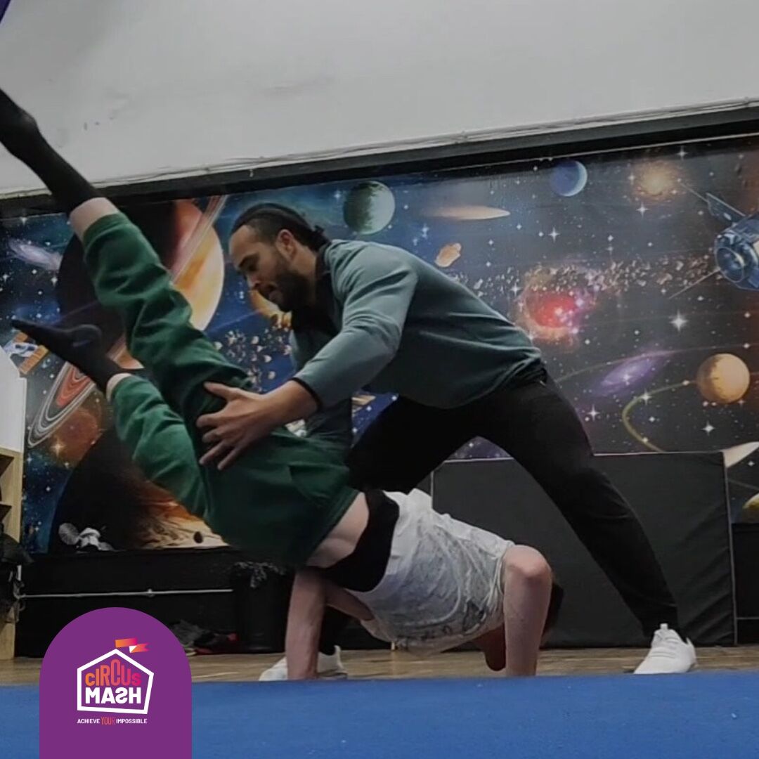 CircusMASH's tweet photo. Ready to turn your world upside down? 🌟
Join our Hand Balance class on Tuesdays, from 6.30PM to 8PM and master the art with the guidance of Matthew Smith! 🌈
💪 Secure your spot now -- https://t.co/P6F1OYLfXV
#EnjoyKingsHeath #HandBalance https://t.co/QsnoOPgrQQ