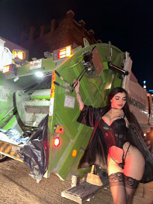 me comes mi amor?💋🔥 https://t.co/rCjt1oNqHh