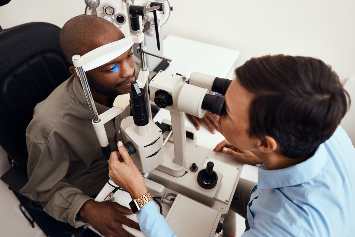 When #TraumaticMacularHoles (TMH) occur in patients younger than 40 years, it primarily occurs in patients in their 20s, is unilateral, and leads to significant impairments in #Vision.

Read here: brnw.ch/21wIvPk

#TMH #VisionImpairment #Ophthalmology #MacularHole