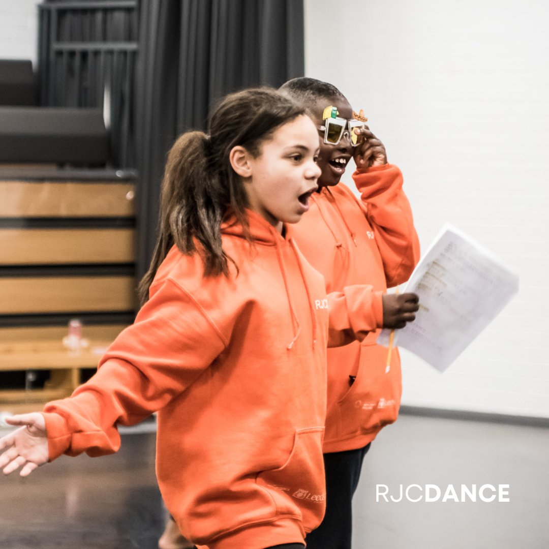 Join RJC Dance with @LeedsPlayhouse for our FREE Easter Theatre Camp, 10th April - Friday 12th April,10.30am - 12.30pm daily, for young people aged 9 - 12 years old. Book now: bit.ly/3TtkWjE @ace_thenorth @OneDanceUK @ace_national @child_leeds @_YourCommunity