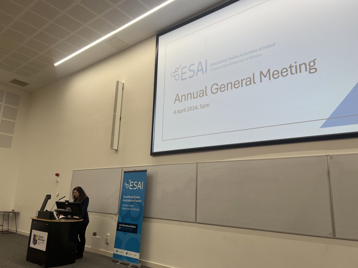 ⁦@celine_healy⁩ welcomes us to the ⁦@esai_irl⁩ AGM and notes that this is the biggest conference ever with over 400 attendees