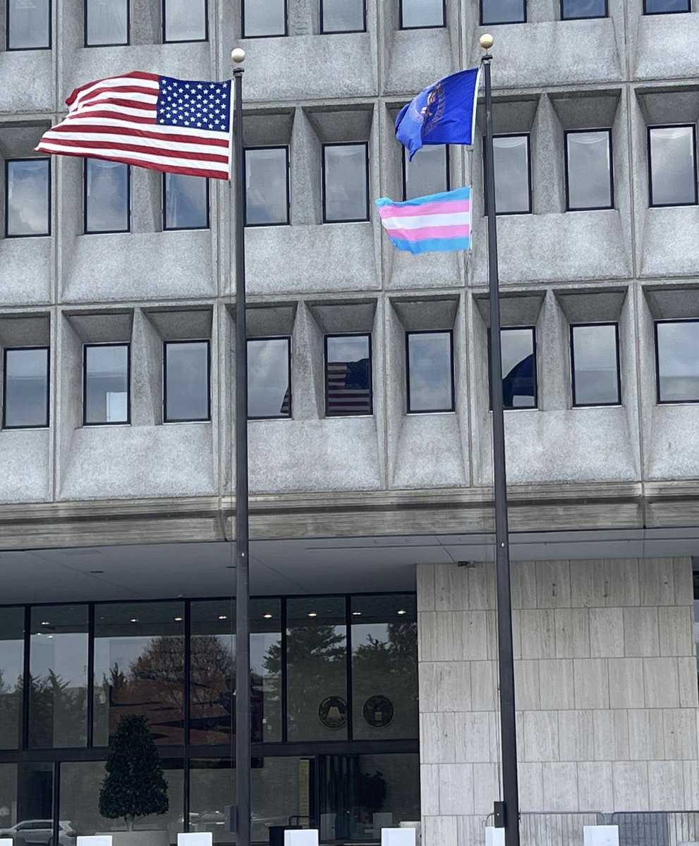 bluefolf's tweet photo. It’s really cool to see the trans flag on government buildings https://t.co/N9h1nou9pj