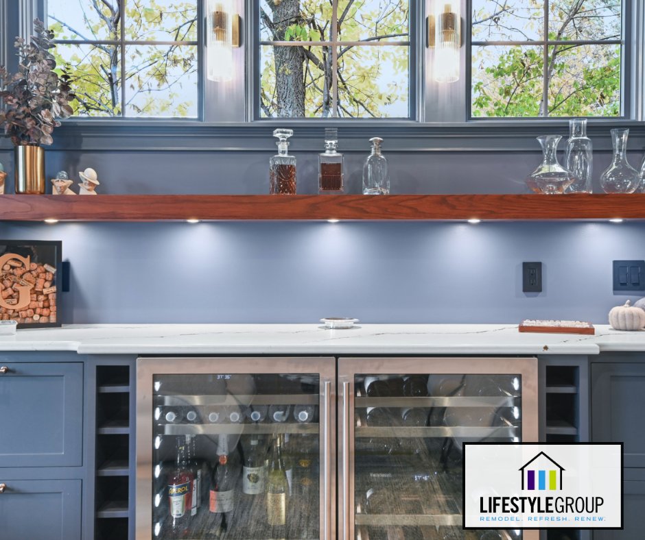 Lighting is the underrated player on this team… give this lighting its due!
#TheLifestyleGroup #kitchenremodel #KitchenCabinets #remodel #renovation #basementremodel #customremodeling #details  #doorremodel #remodelingproject #indianapolisremodel #indyhome #indyremodeler