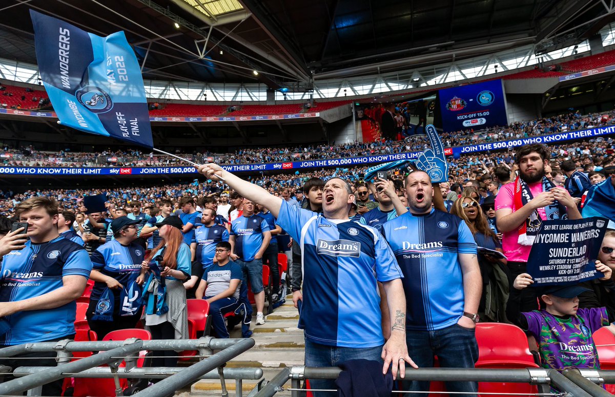 🏟️ Tickets are now off sale and there’ll be 15,395 Chairboys fans heading to @wembleystadium on Sunday for the @BSM_Trophy Final. Thank you to everyone who’s coming along to roar us on beneath the arch. COME ON WYCOMBE!