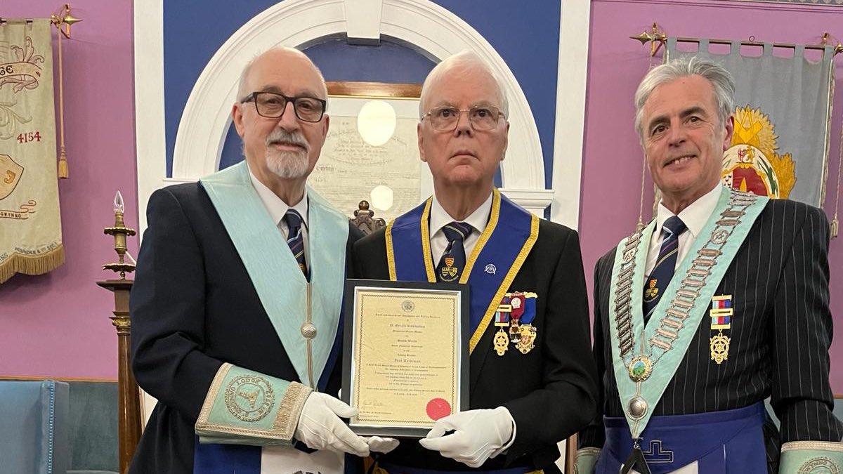 St Gwynno Lodge honours W.Bro. Ivor’s 50-year Masonic journey. southwalesmason.com/st-gwynno-lodg…
