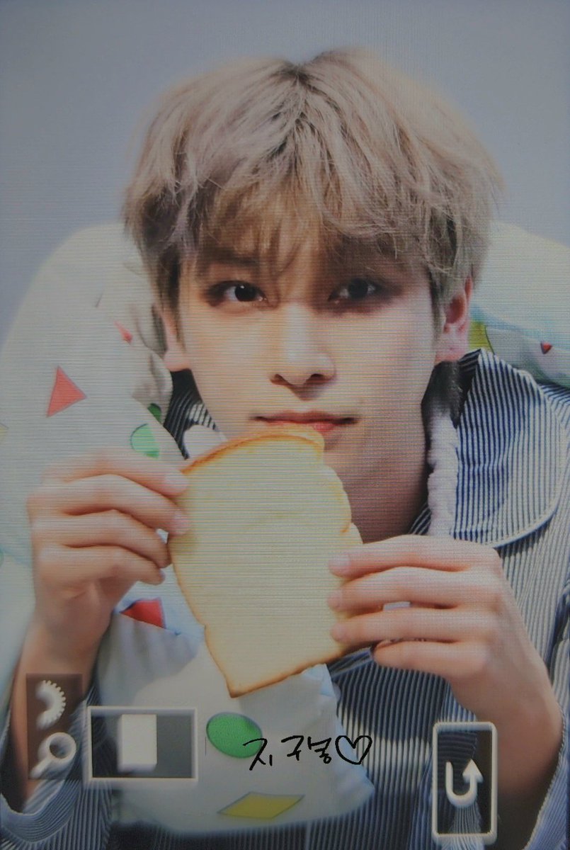 240404

진심 한국 팬싸 오억년만ㅋㅋ

#이한결 #한결 #LEEHANGYUL  #HANGYUL #BAE173 #멋있는_인절미