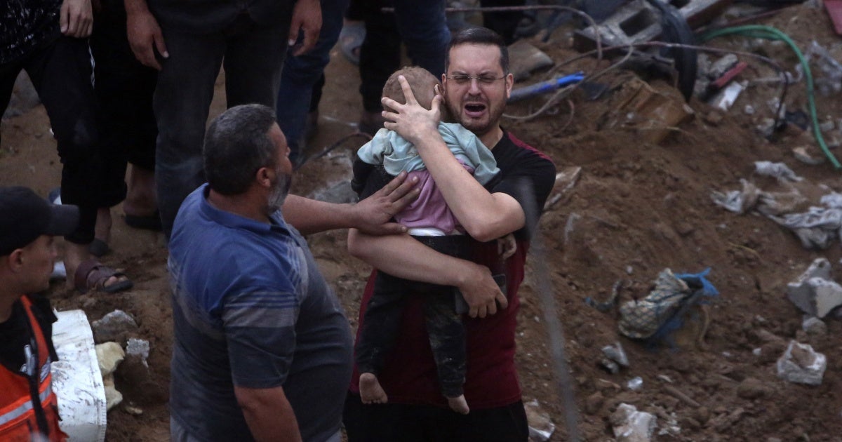 NEW: An Israeli airstrike on an apartment building sheltering people in Gaza on Oct. 31, 2023, is an apparent war crime. This strike inflicted massive civilian casualties with no apparent military target – one of many attacks causing overwhelming carnage. trib.al/fPC4RgY