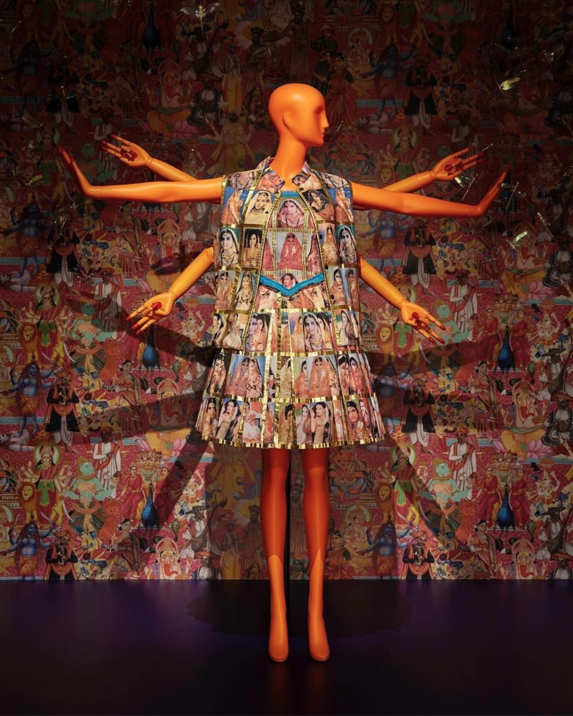 atlfashiongives's tweet image. Dive into the vibrant universe of Manish Arora! 🌈 SCAD FASH Museum of Fashion + Film welcomes you to step into Arora&apos;s whimsical world, where every hue pops, and where life is a non-stop party of &quot;happiness, joy, and celebration.&quot; On display at #SCADFASH until 8/18/24. 🎉