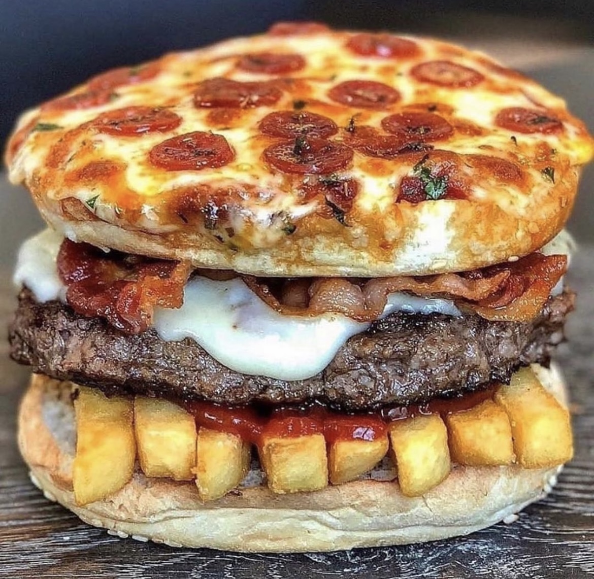 Ｗ 𝗜 𝗦 𝗘 𝗖 𝗢 𝗡 𝗡 𝗘 𝗖 𝗧 𝗢 𝗥 ™ 💬 tweet media