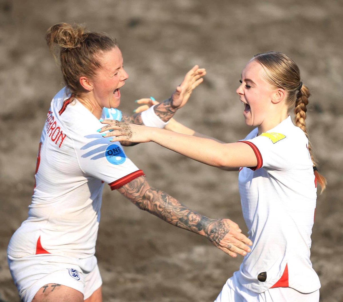 EngBeachSoccer's tweet photo. Things you love to see 🫶 #TEAM 

#england #beachsoccer 🏴󠁧󠁢󠁥󠁮󠁧󠁿 #winners https://t.co/7HDI2UH11K