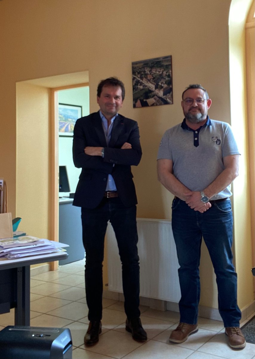 Je me suis rendu aujourd’hui en mairie de Chamblanc afin de rencontrer le nouveau maire de la commune, Sébastien Thevenin. Il peut compter sur le soutien et l’aide de l’AMF21. @l_amf @PresidentAmf