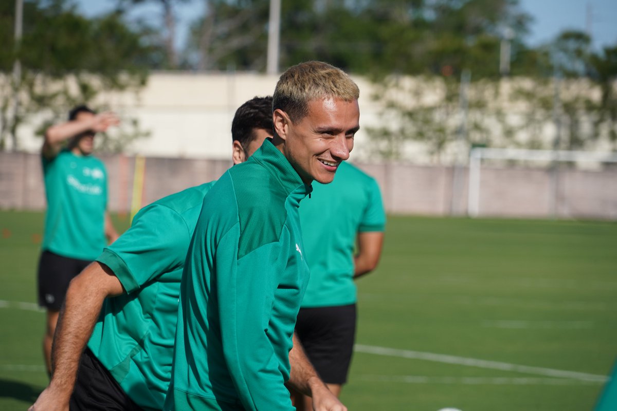 Ready for the weekend. 🔰 #COYR