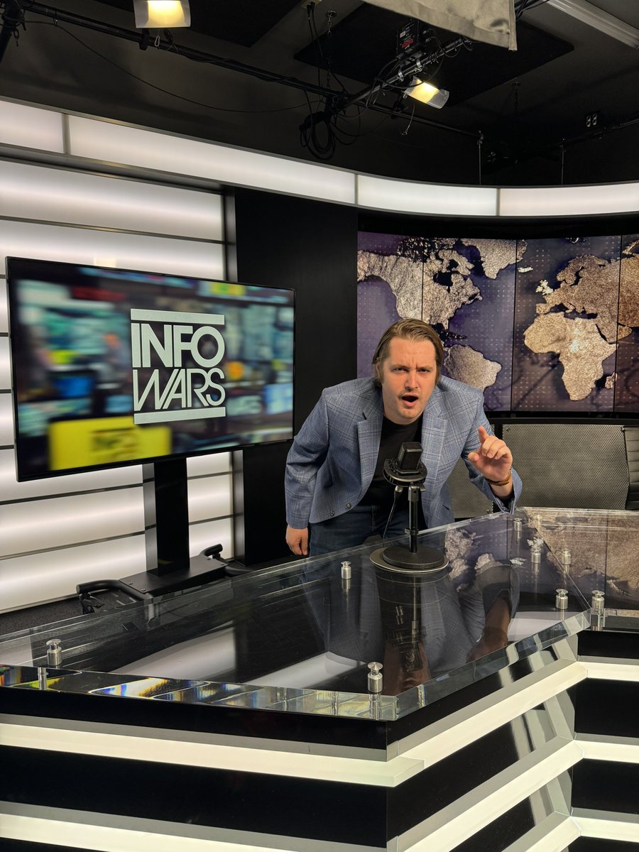 🚨 I’ll be LIVE in-studio on the Alex Jones Show today talking about Maui, East Palestine Ohio, the border, and countless other topics. Clearly my @RealAlexJones impression needs some work 🤣