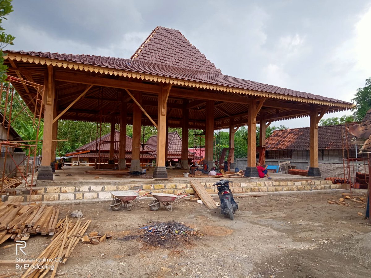 joglodejava's tweet photo. griyadjatikusuma
Jasa pengadaan rumah2 jawa ; Joglo-Limasan-Pendopo-Gazebo dengan harga terjangkau dan berkualitas nan eksotisme
Untuk informasi dan pemesanan :
#joglo
#limasan
#pendopo
#gazebo
#rumahjawa
https://t.co/4s03cS2uQQ
https://t.co/bXXzKQfEXc
https://t.co/UTQR56L8tl https://t.co/hBHXY0QjqU