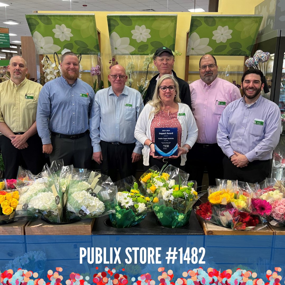 UnitedWayYC's tweet photo. 💚 Every year, Publix associates go above and beyond to make lasting changes in York County neighborhoods.

🏆 Our four area stores have all received the Impact Award! Their unwavering commitment to our cause has been inspiring!

#UWYCCelebrationWeek #liveunited #yorkcountysc https://t.co/BvMhC7uVWX