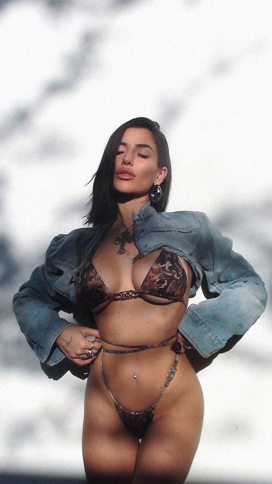 ☁️ https://t.co/bFcsmPJDMC