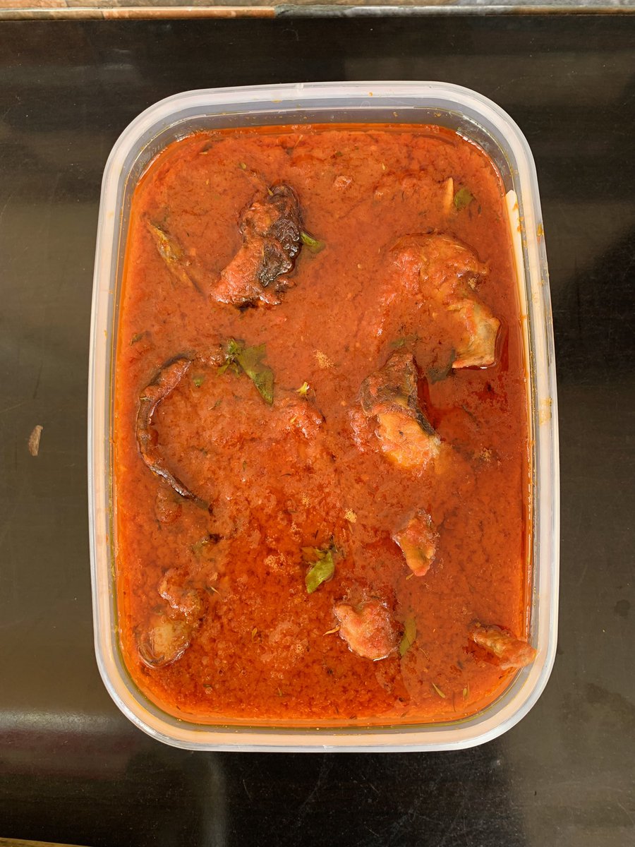 Today’s orders that left my kitchen: Afang soup- 3.5Ltrs: #20,000 Tomato stew with chicken- 2.5Ltrs: #16,000. Location: Abuja. Send us a DM today to place your orders😀