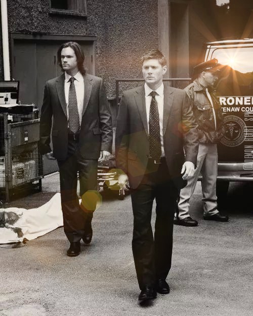 demon_heart_spn's tweet image. Work can be very hard... or not
#J2 #SamnDean #ThrowbackThursday